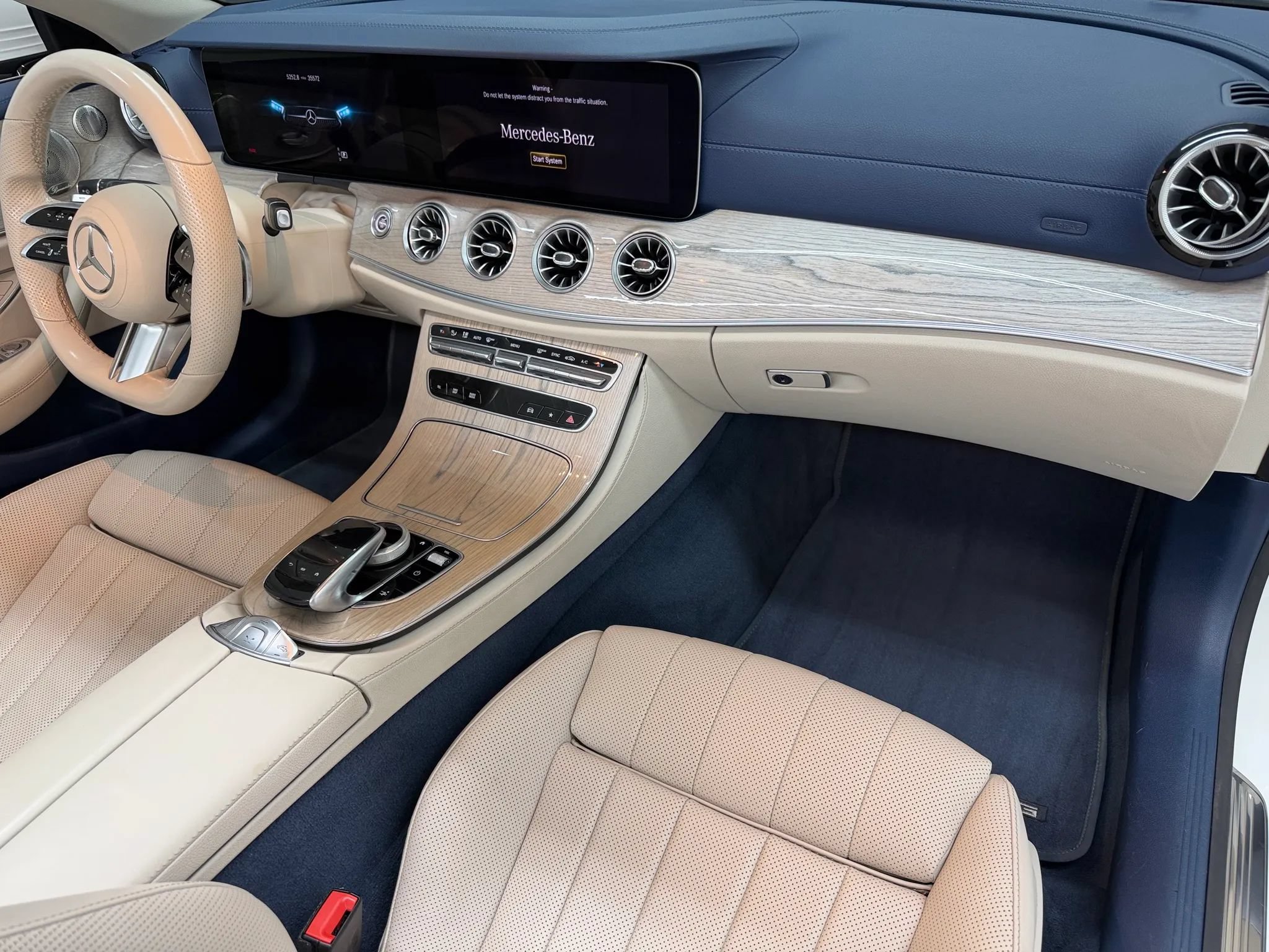 Used 2021 Mercedes-Benz E 450 Cabriolet image 9