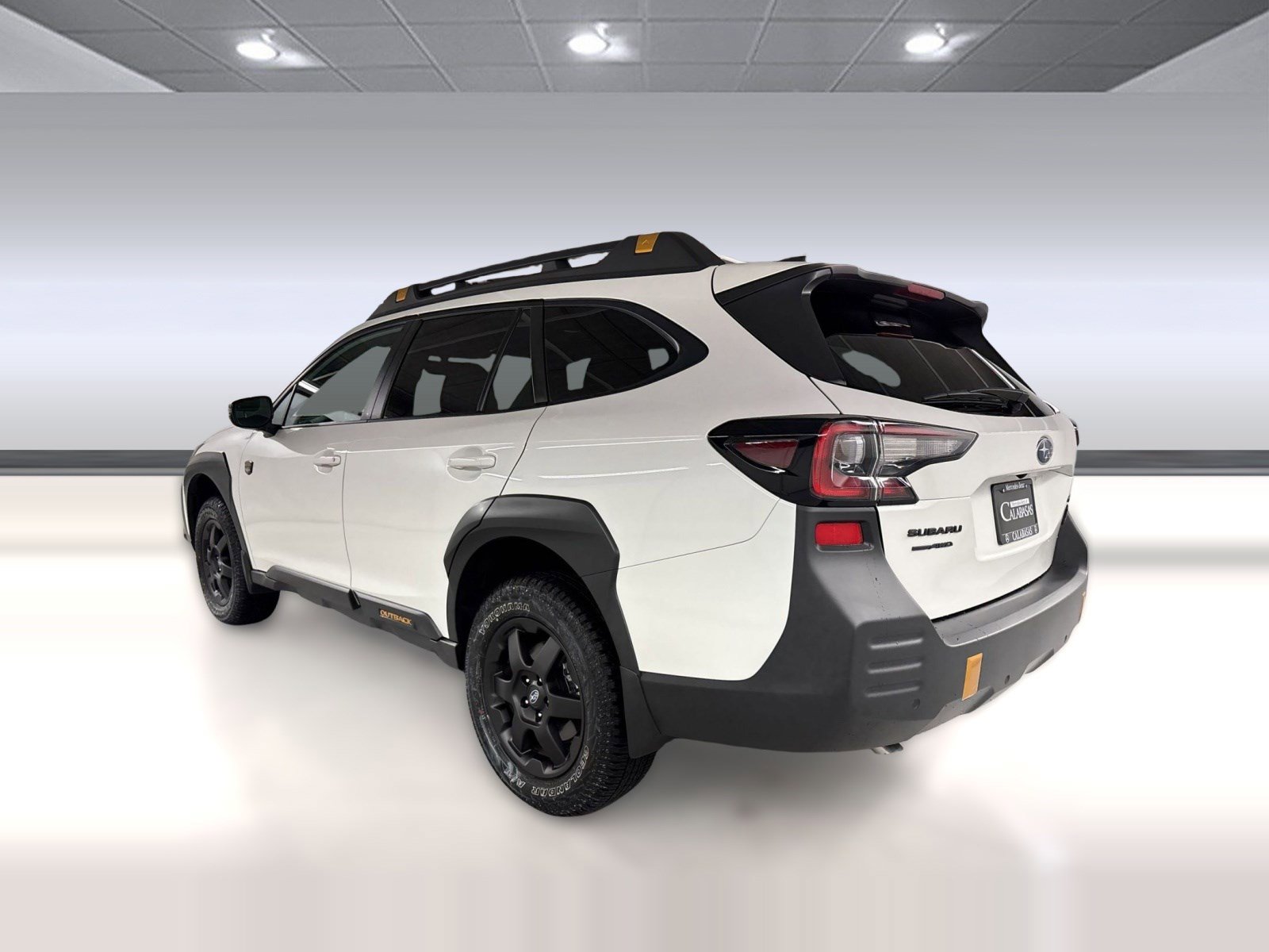 Used 2025 Subaru Outback Wilderness w/ Wilderness Package AWD/4WD image 3