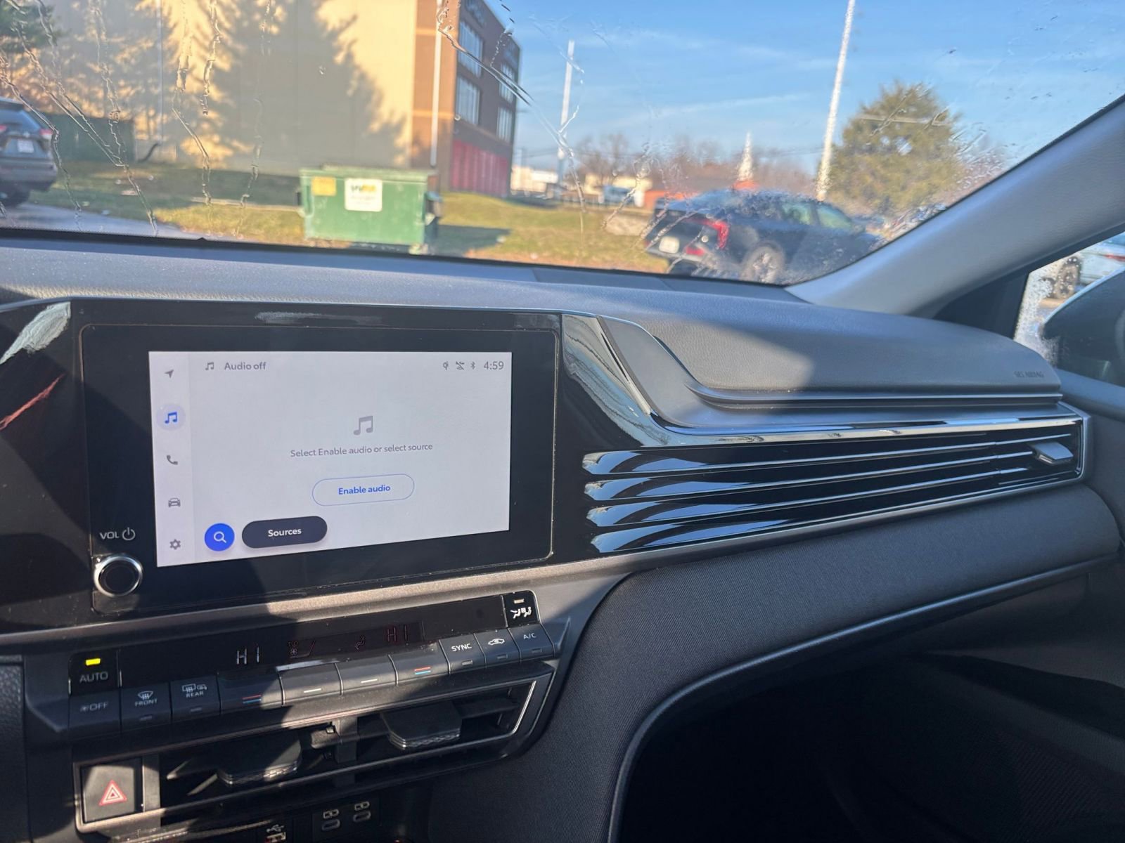 Used 2025 Toyota Camry LE image 33