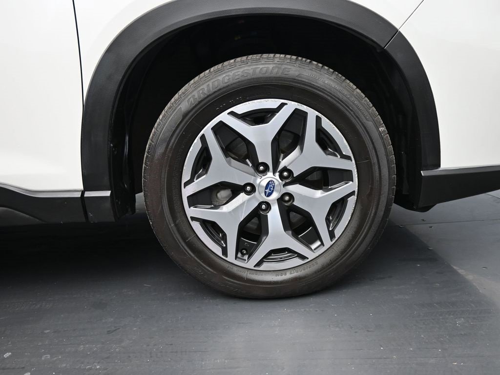 Used 2021 Subaru Forester Premium image 10