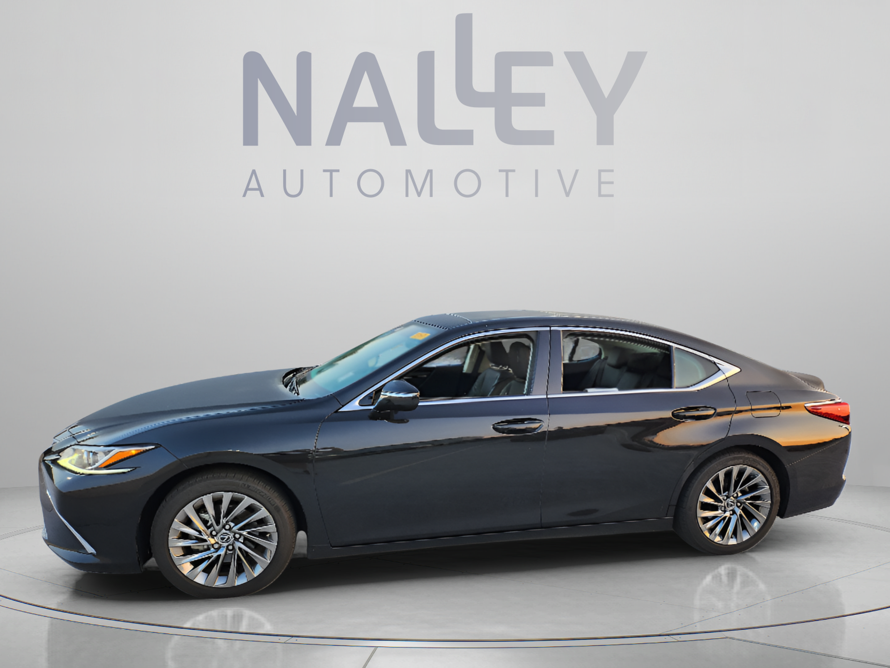Certified 2024 Lexus ES 350 w/ Technology Package FWD image 2