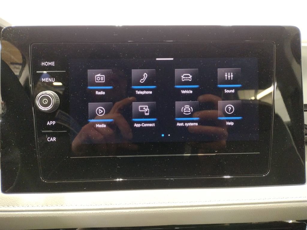 Certified 2025 Volkswagen Taos S image 25