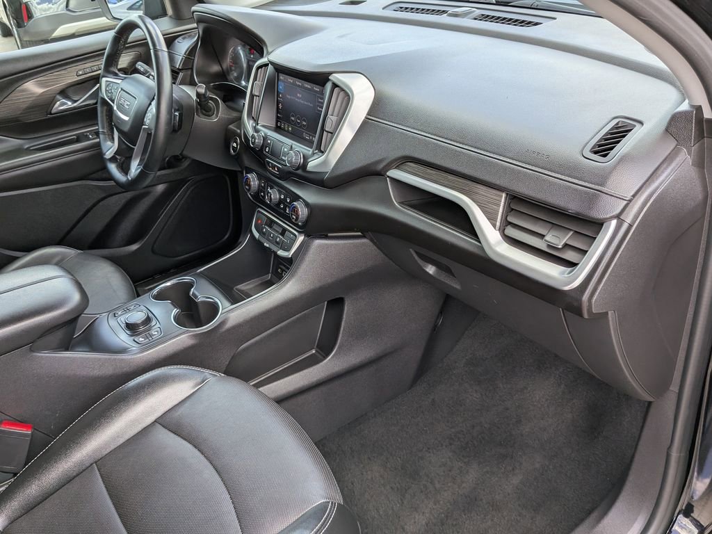 Used 2024 GMC Terrain SLT FWD image 14