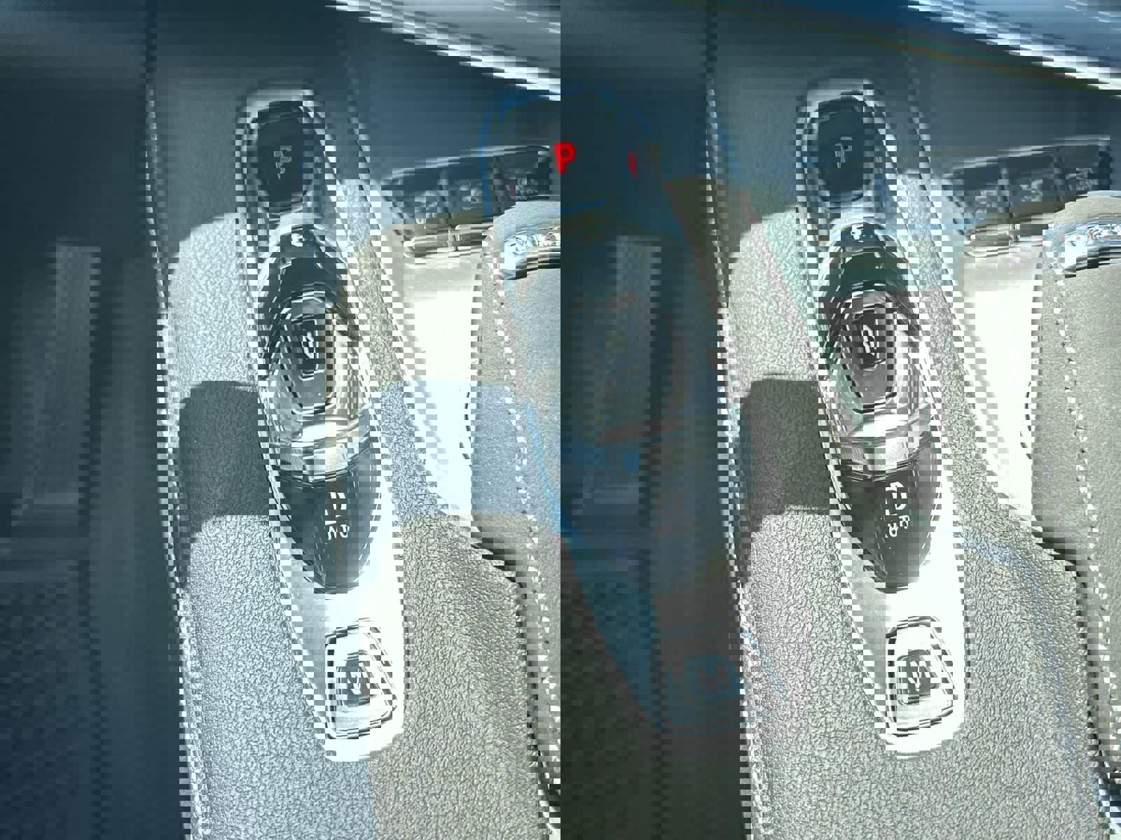 Used 2023 Chevrolet Corvette Stingray Preferred Cpe w/ Engine Appearance Package image 18