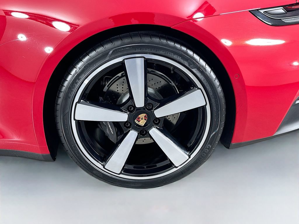 New 2025 Porsche 911 Carrera RWD image 28