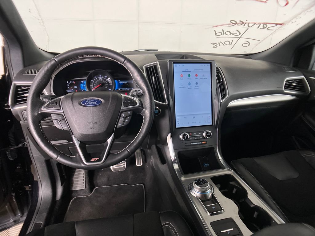 Certified 2023 Ford Edge ST image 8