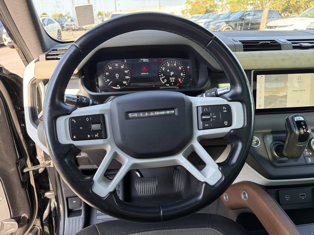 Used 2021 Land Rover Defender 110 X-Dynamic SE AWD/4WD image 21