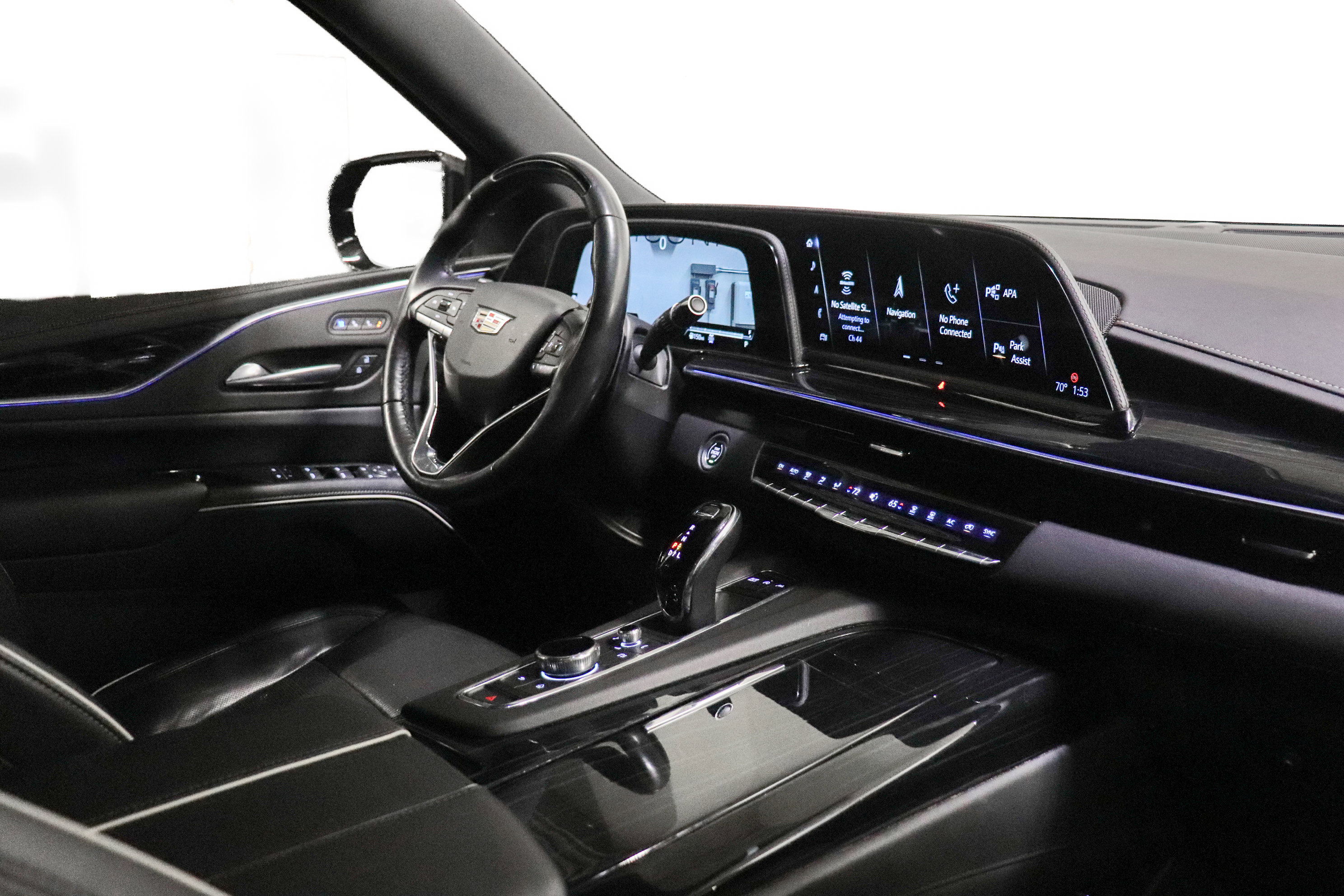 Certified 2023 Cadillac Escalade ESV Sport w/ LPO, ONYX Package image 24