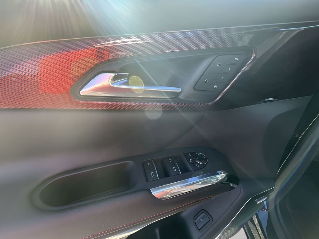 New 2026 Chevrolet Traverse RS w/ LPO, Floor Liner Package image 23