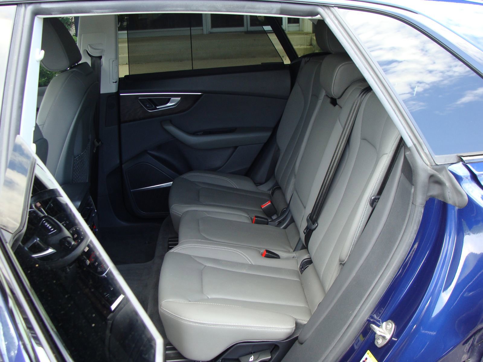 Used 2019 Audi Q8 Prestige AWD/4WD image 8