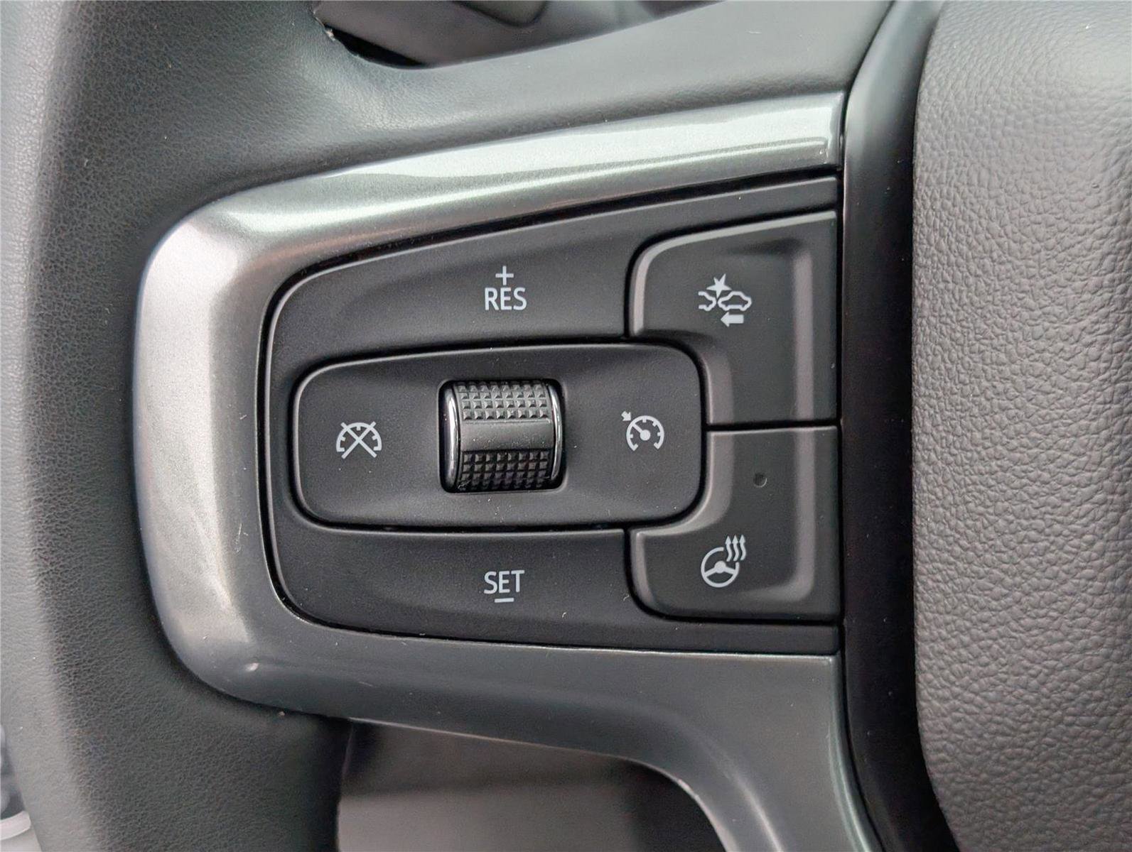 Used 2025 Chevrolet Silverado 2500 LT w/ Convenience Package AWD/4WD image 22