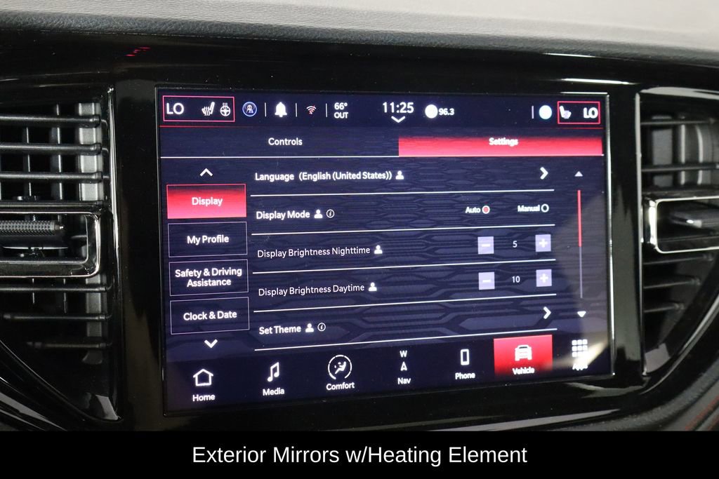 Used 2023 Dodge Durango GT image 35