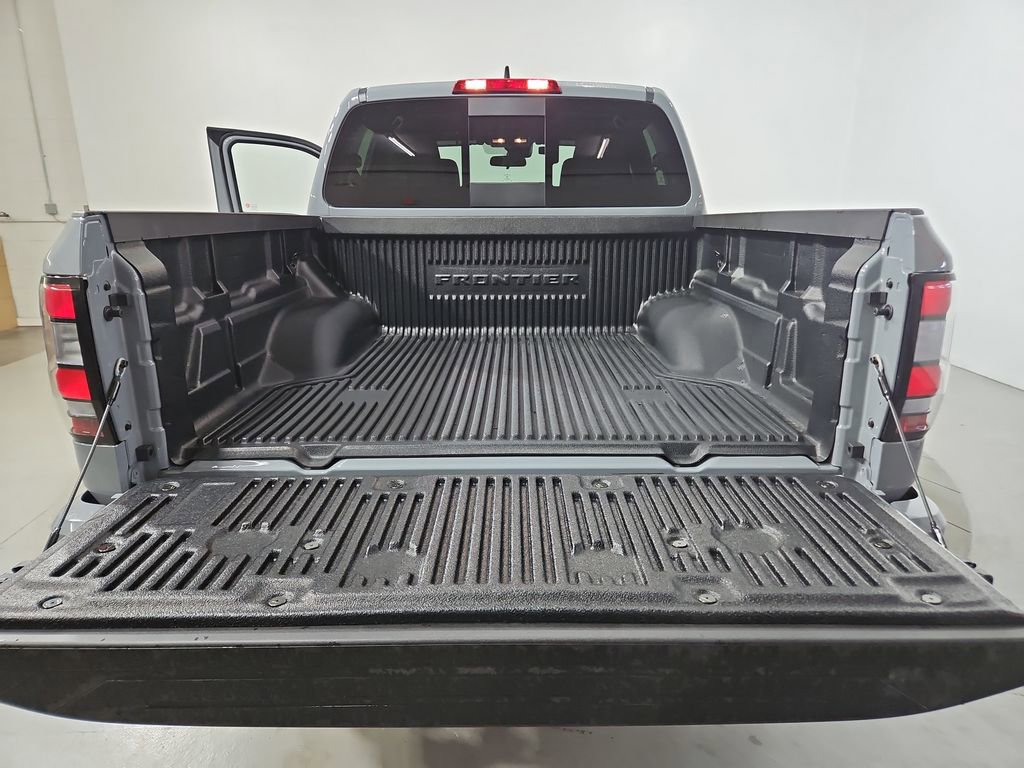New 2026 Nissan Frontier SV image 21