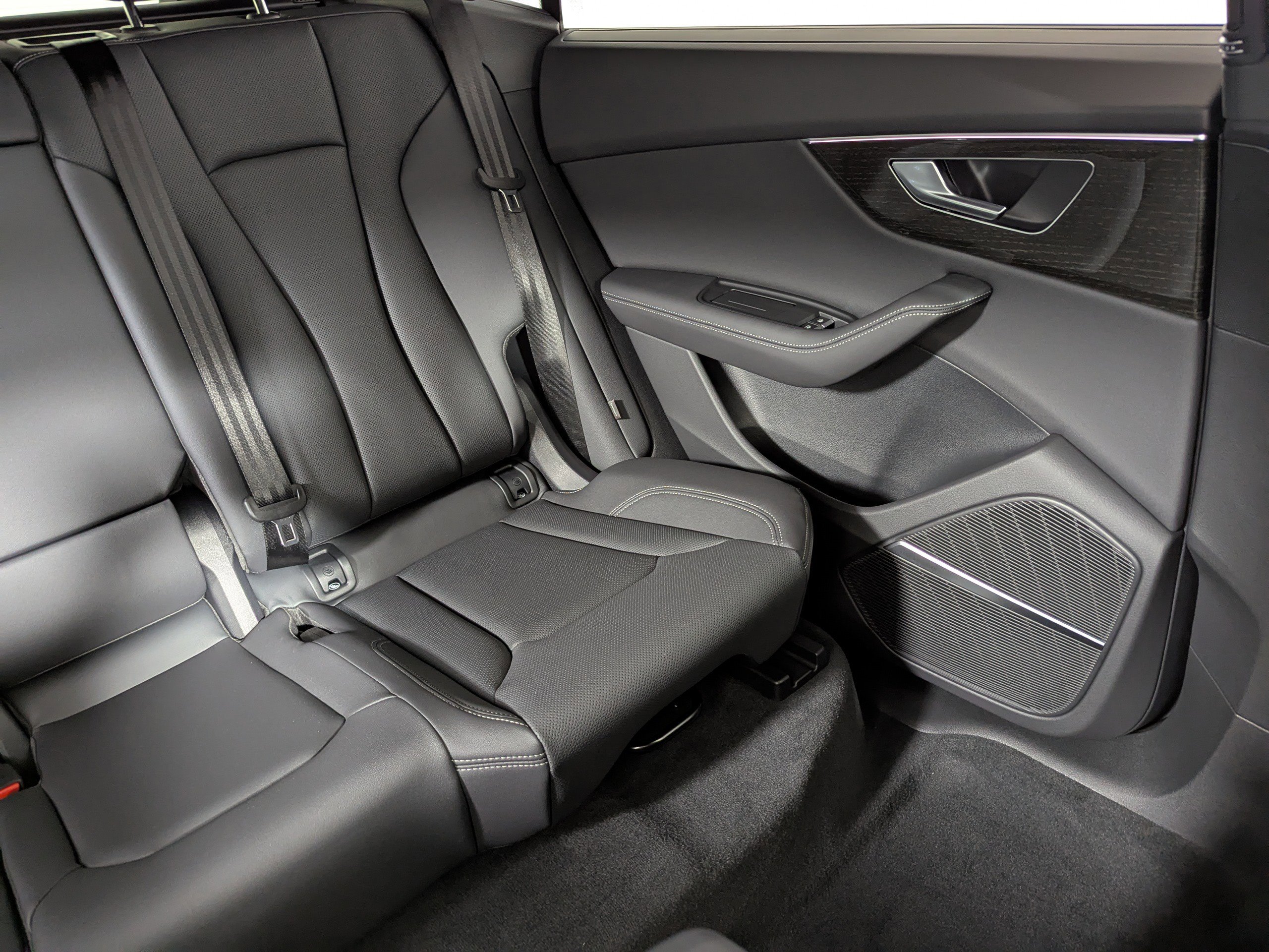 New 2026 Audi Q8 Premium Plus image 14