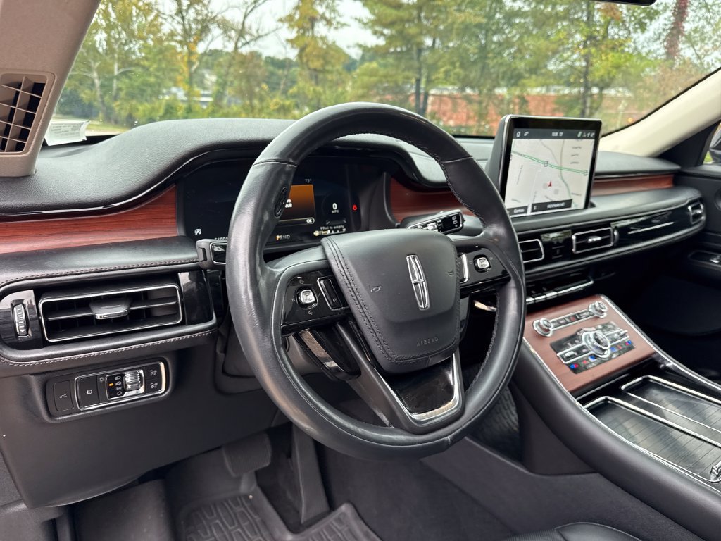 Used 2021 Lincoln Aviator Reserve w/ Elements Package Plus AWD/4WD image 14