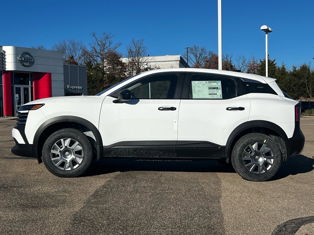 New 2026 Nissan Kicks S image 8