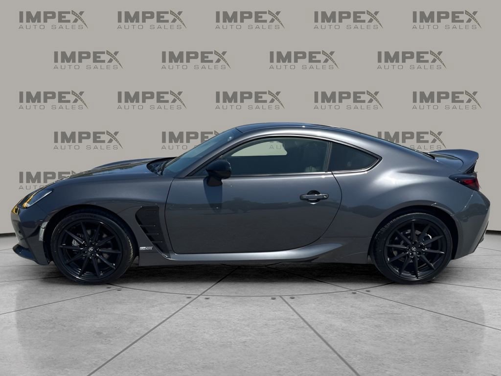 Used 2024 Toyota GR86 Premium RWD image 2