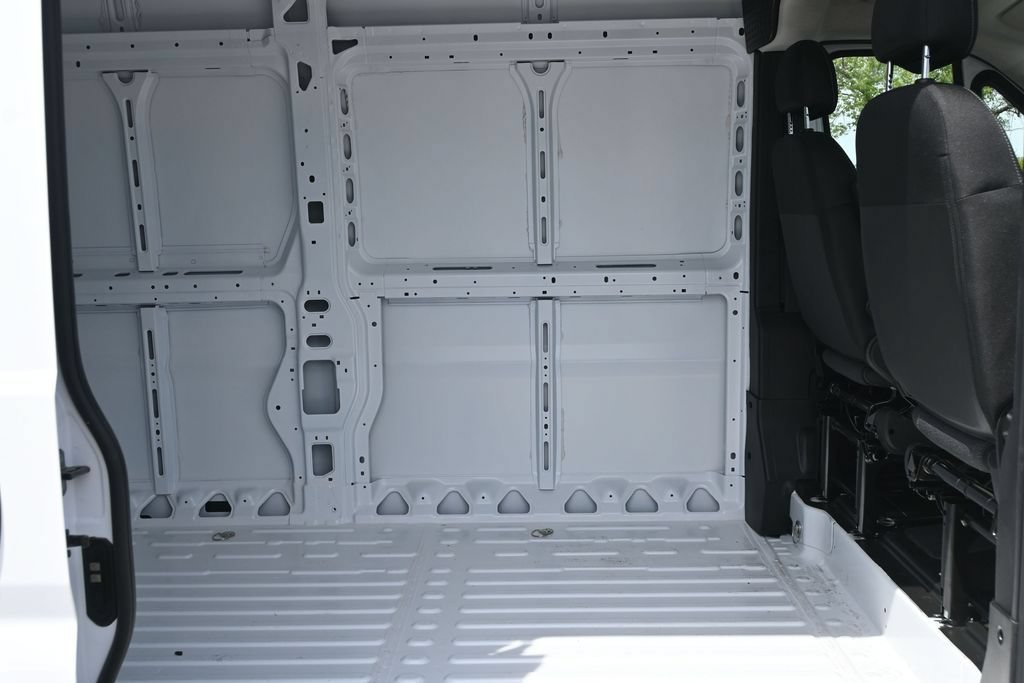New 2026 RAM ProMaster 2500 FWD image 12