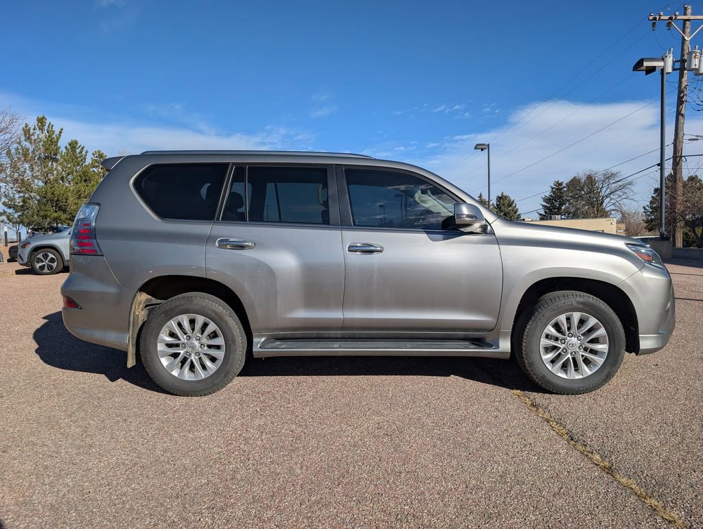 Used 2023 Lexus GX 460 Premium w/ Premium Plus Package image 4