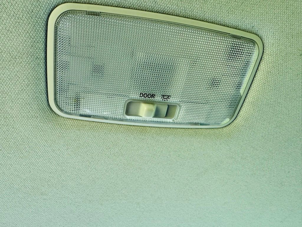 Used 2021 Toyota Corolla LE FWD image 18
