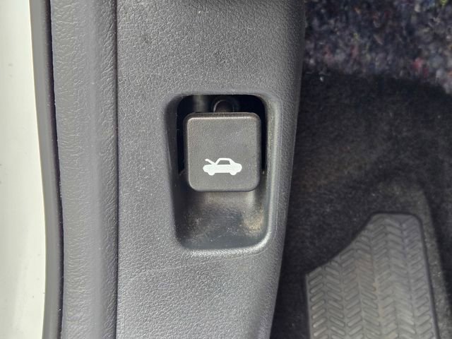 Used 2019 Honda Insight Touring image 22