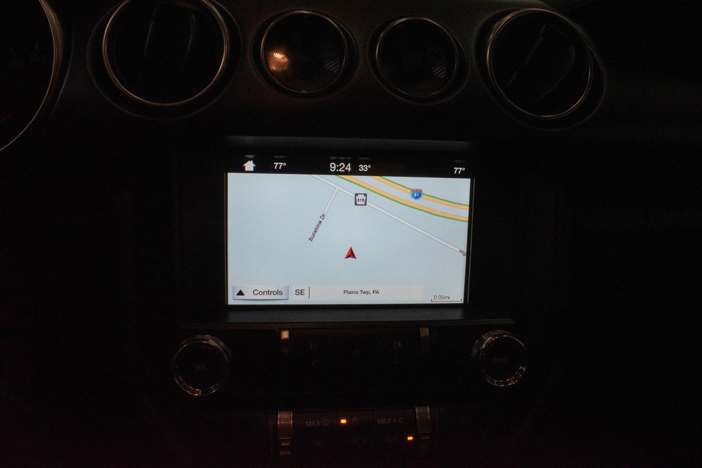 Used 2016 Ford Mustang Shelby GT350 w/ Technology Package image 19