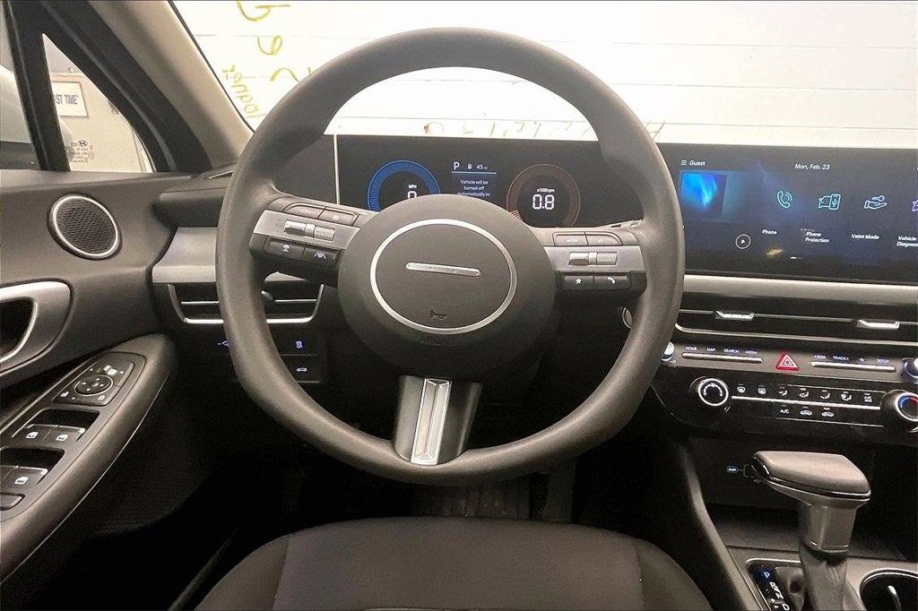 Certified 2025 Hyundai Sonata SE image 4