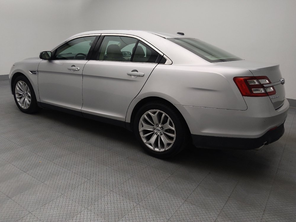 Used 2016 Ford Taurus Limited FWD image 3