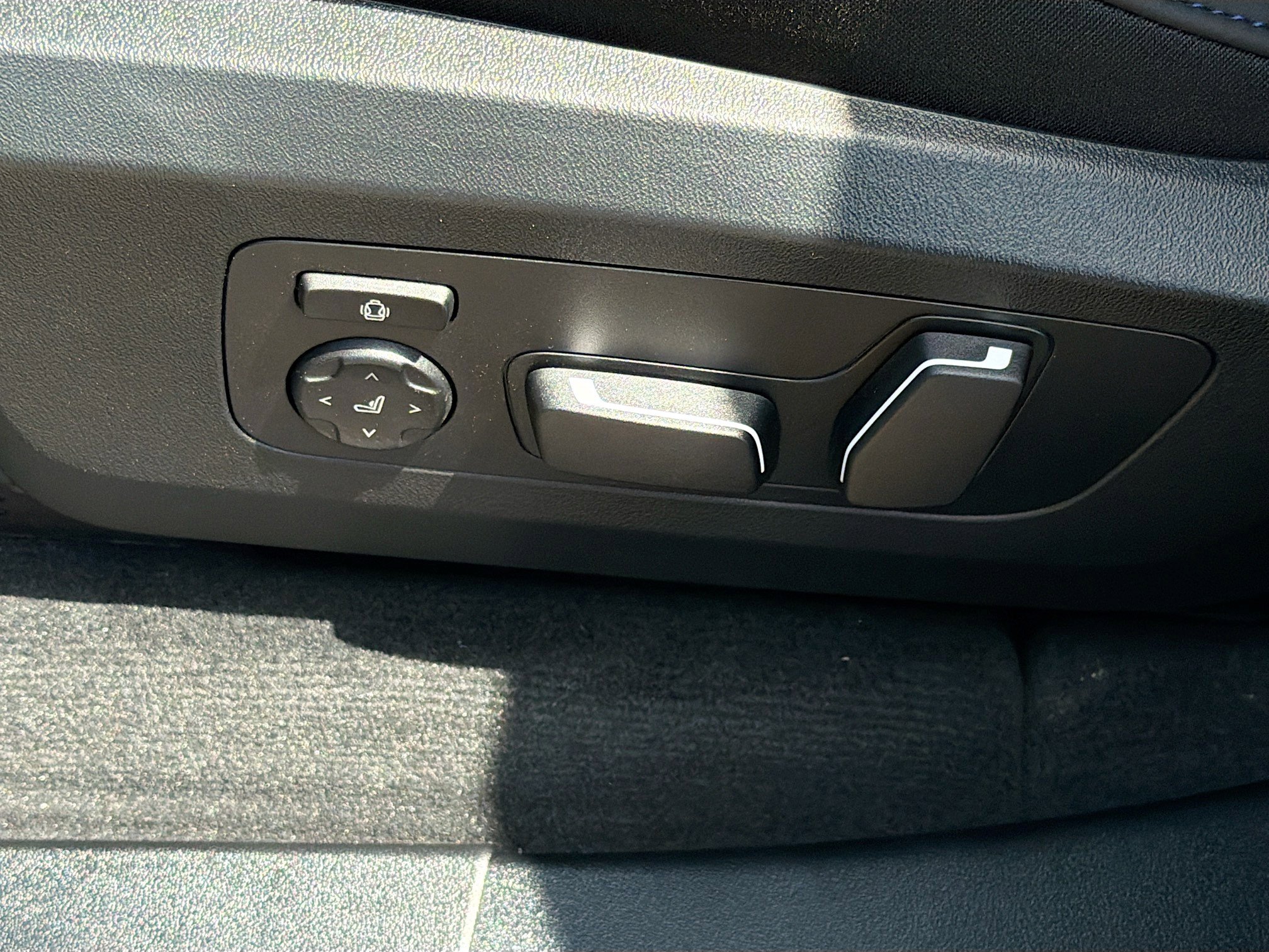 New 2026 BMW X3 xDrive30 w/ M Sport Package image 25