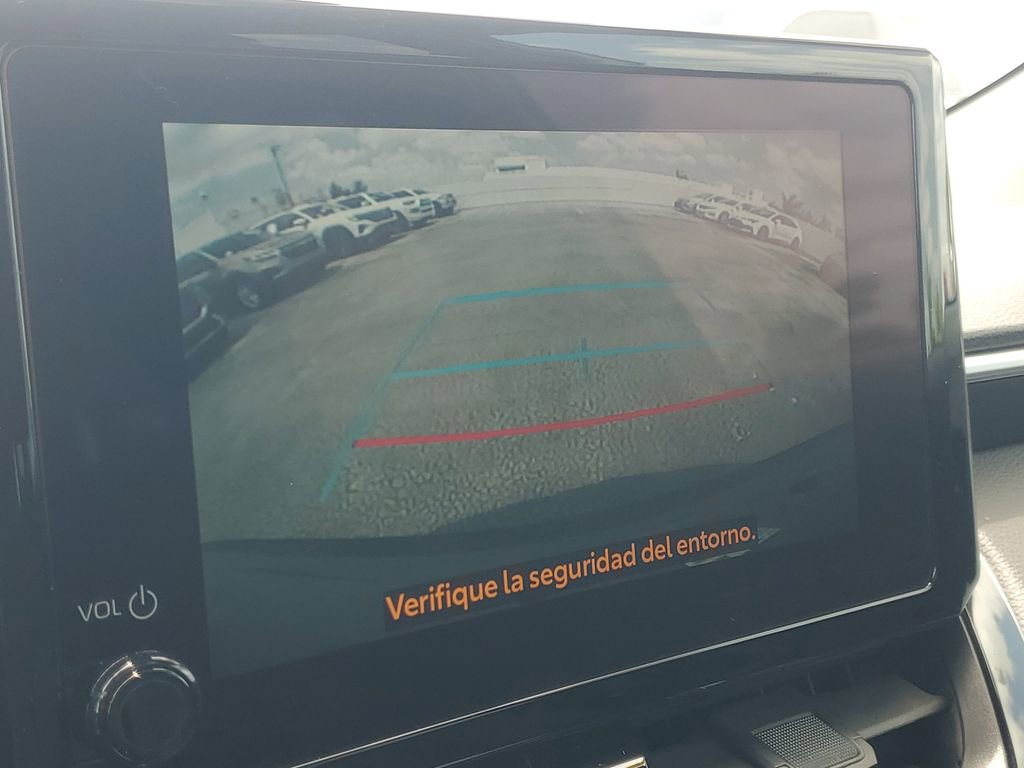 Certified 2024 Toyota Corolla Cross LE w/ Moonroof Package FWD image 27