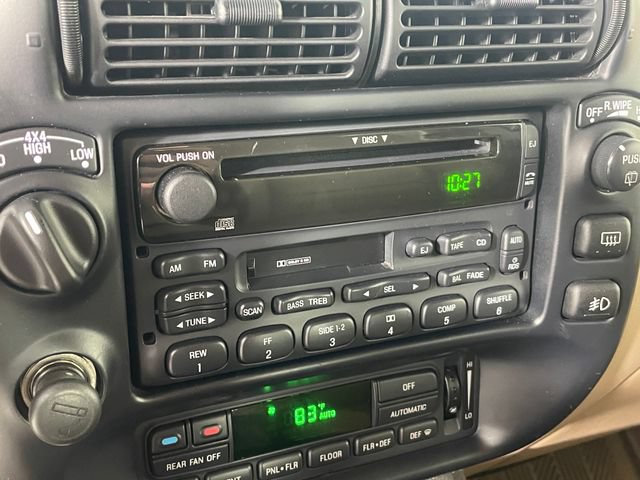 Used 2000 Ford Explorer Eddie Bauer AWD/4WD image 7