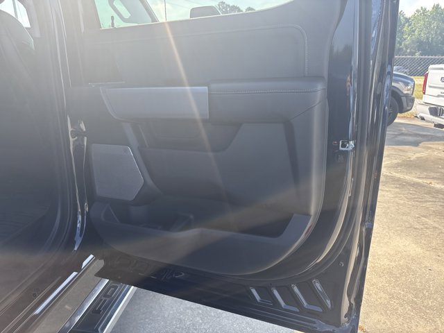 Used 2024 Ford F350 Lariat w/ Chrome Package image 21