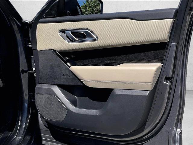 Used 2018 Land Rover Range Rover Velar S AWD/4WD image 18