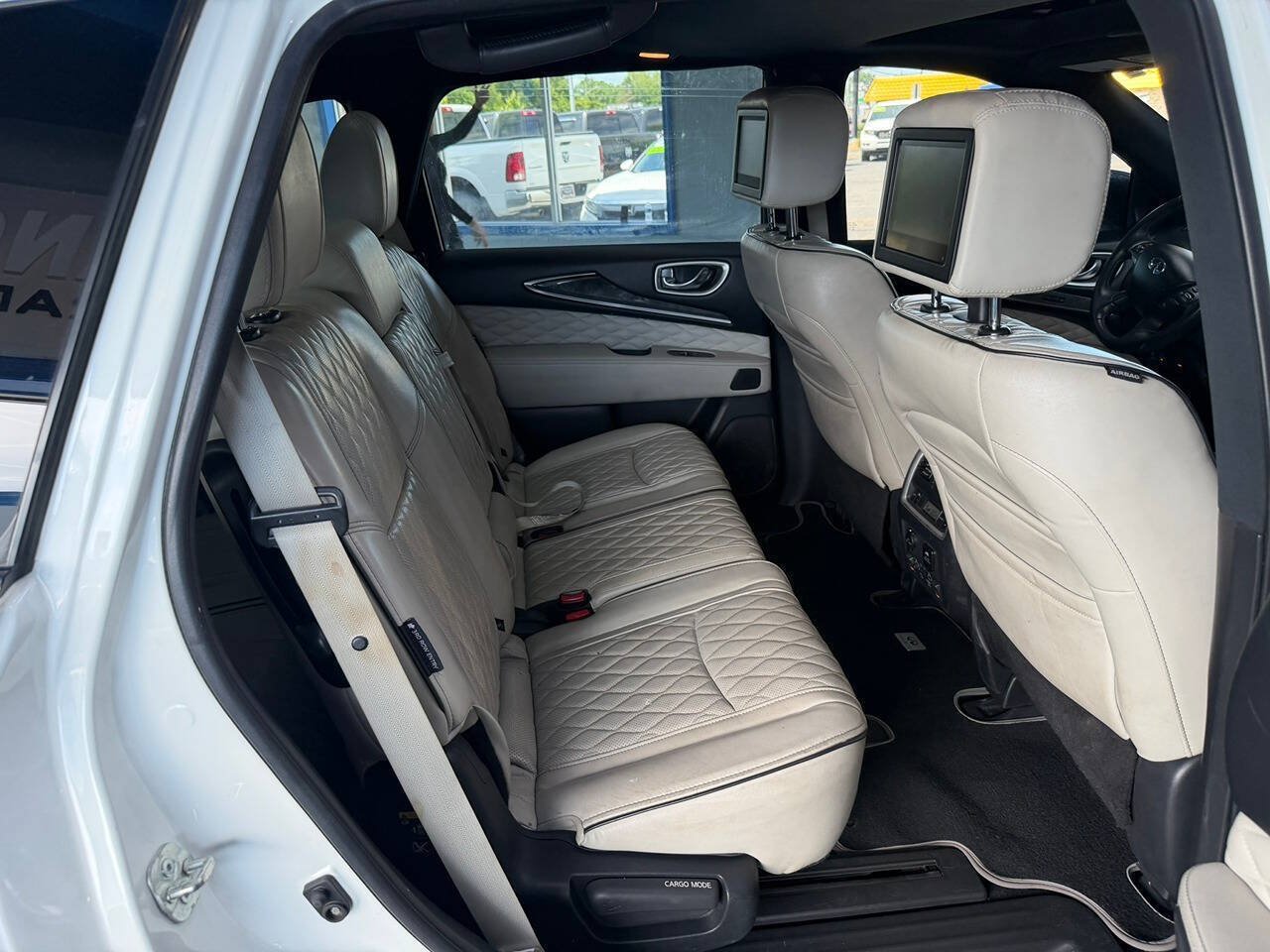 Used 2019 INFINITI QX60 Luxe w/ Limited Package AWD/4WD image 19