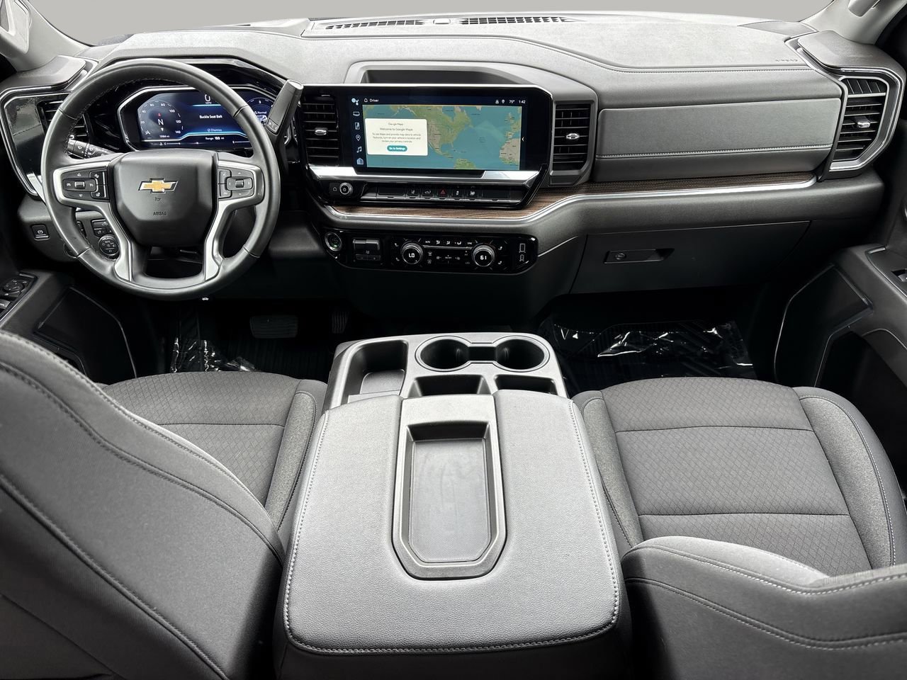 Used 2025 Chevrolet Silverado 3500 LT image 11