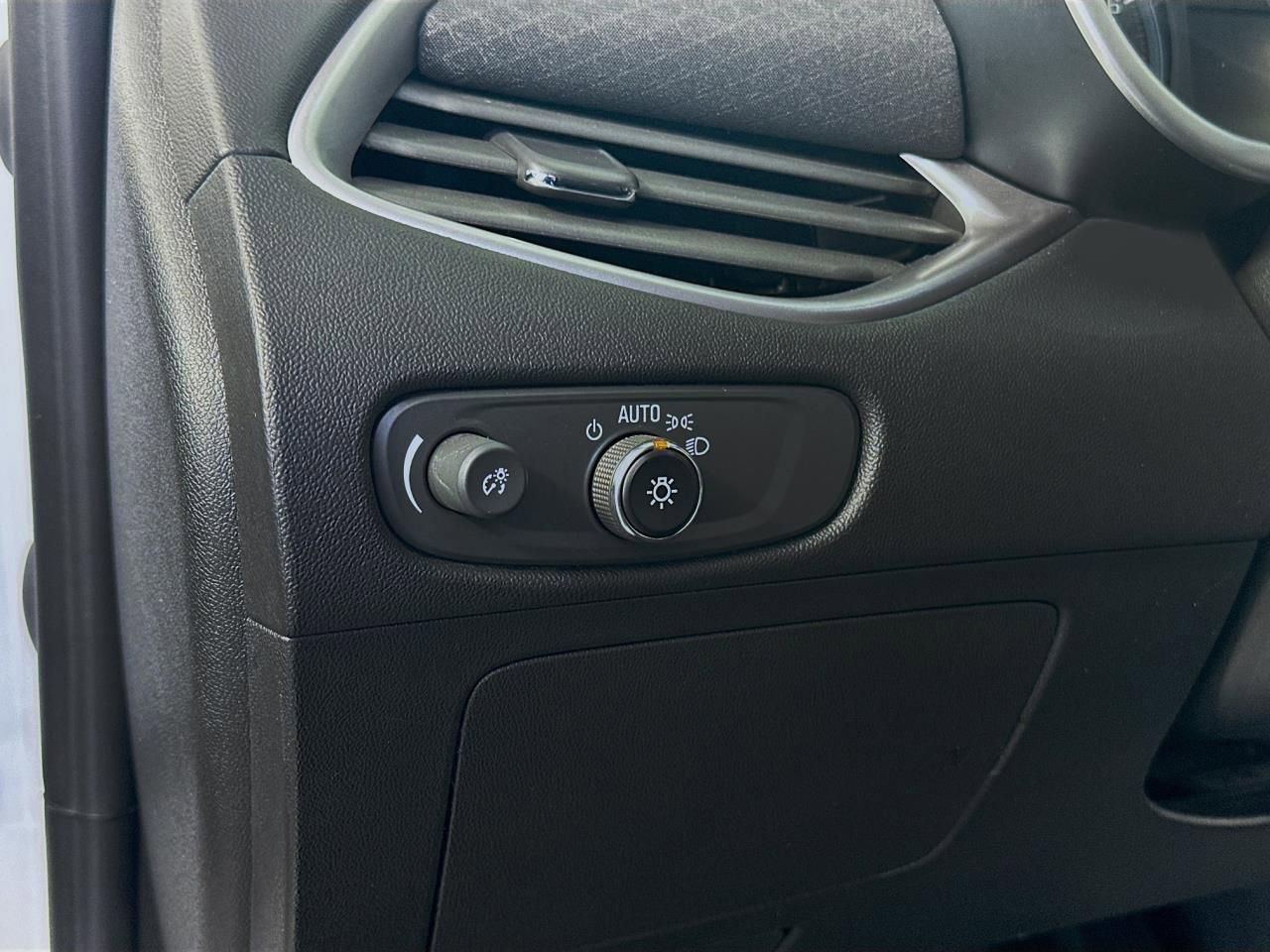 Used 2023 Chevrolet Malibu LT image 26