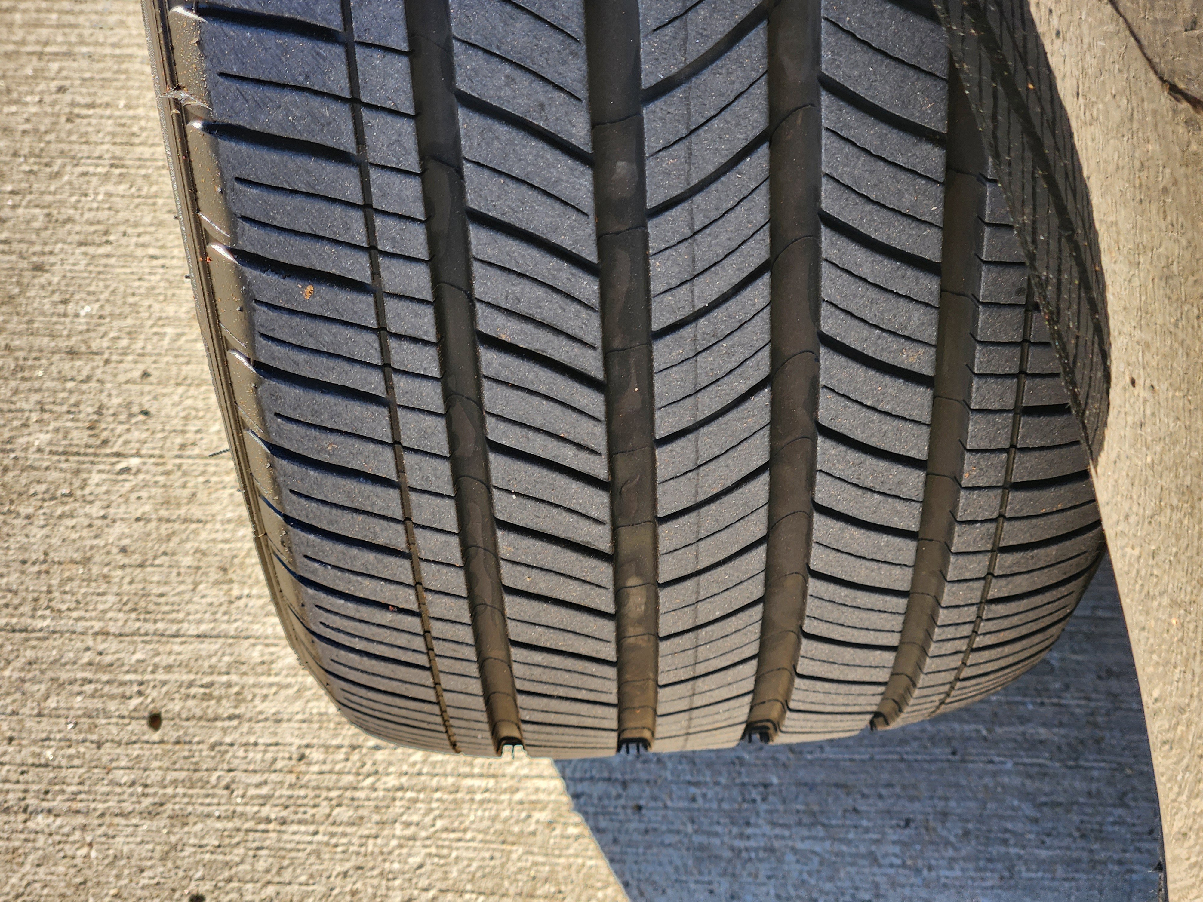 Certified 2023 Lexus ES 350 w/ Premium Package image 11