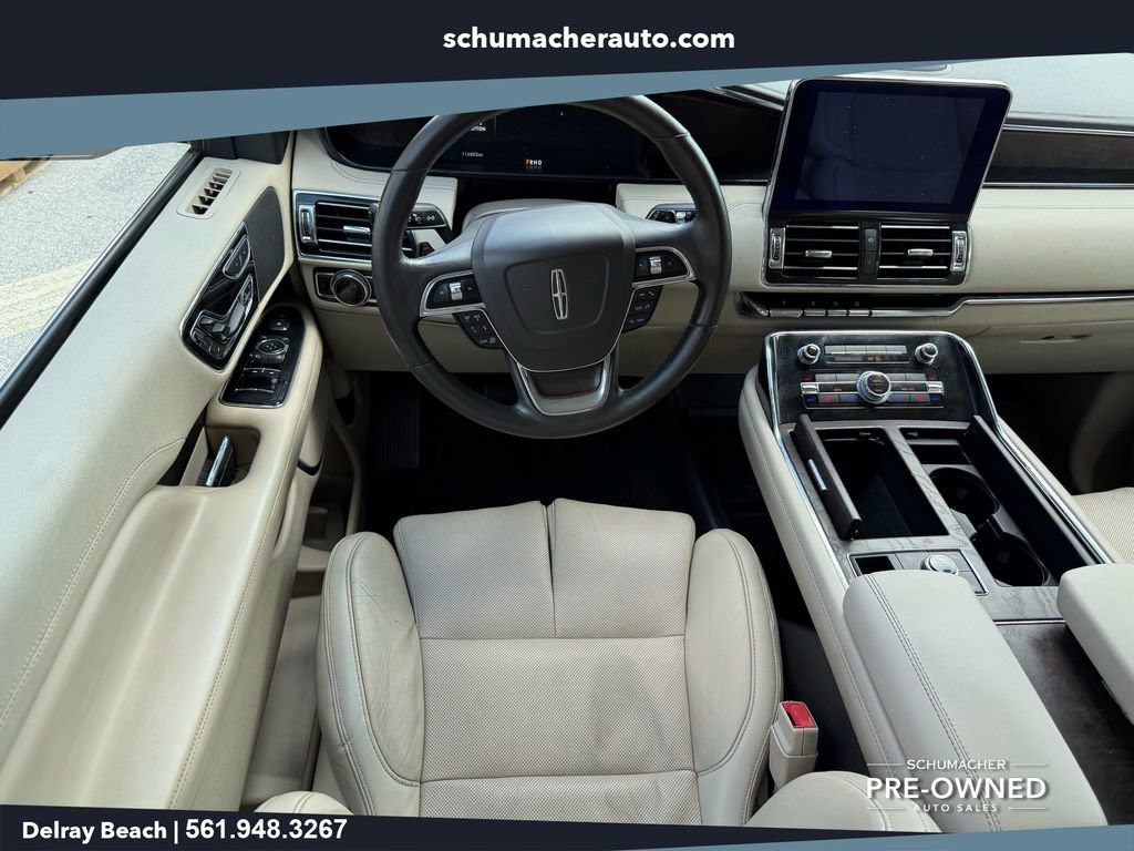Used 2020 Lincoln Navigator Reserve w/ Cargo Convenience Package RWD image 13