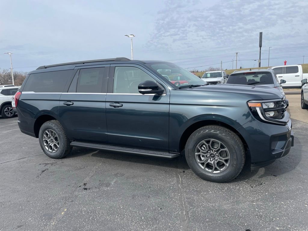 New 2026 Ford Expedition Max Active image 2