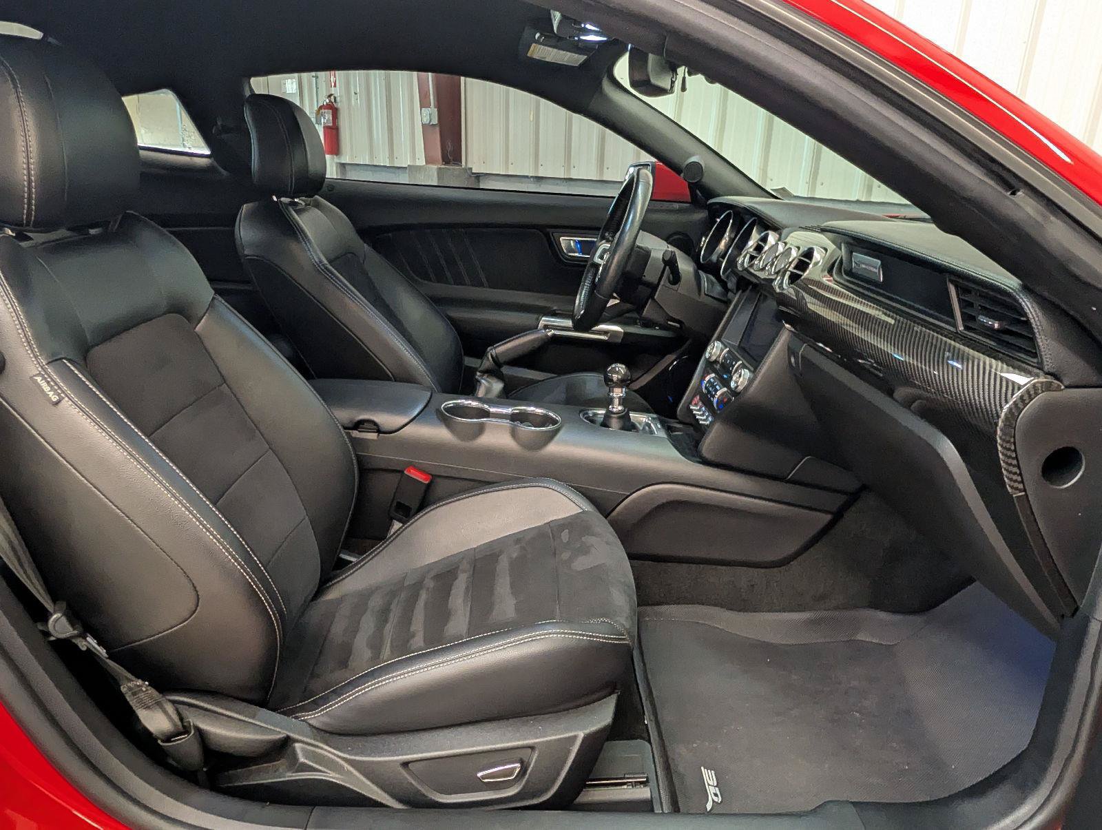 Used 2018 Ford Mustang GT Premium w/ GT Performance Package RWD image 20