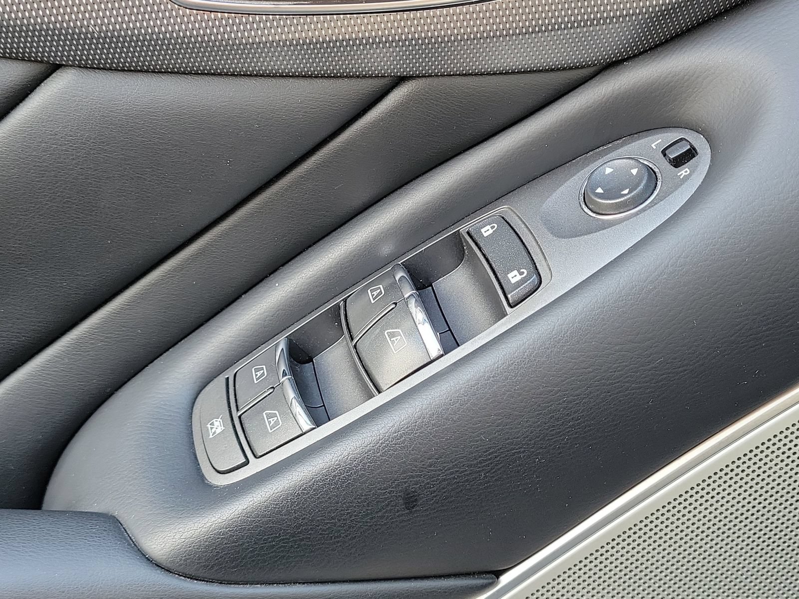 Used 2018 INFINITI Q50 Sport AWD/4WD image 36