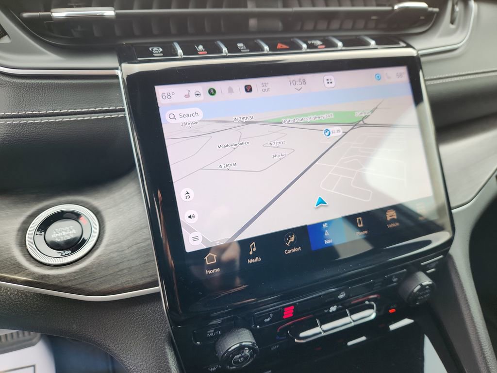 Used 2024 Jeep Grand Cherokee L Limited image 24