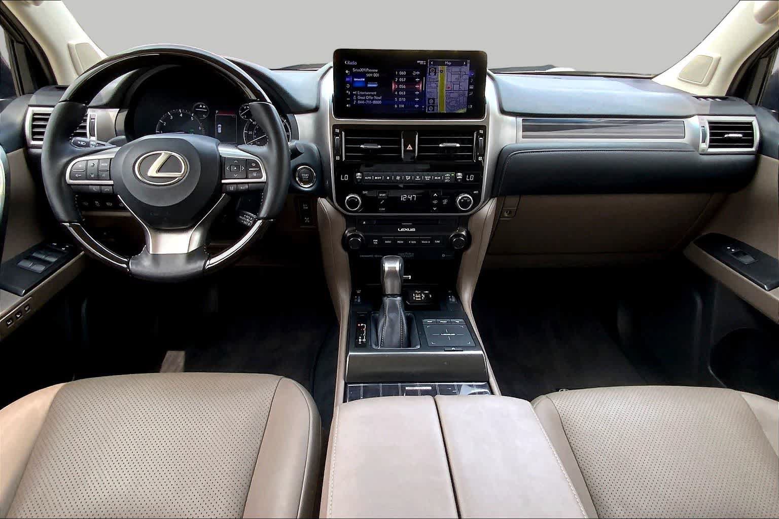 Used 2022 Lexus GX 460 Luxury w/ Sport Design Package AWD/4WD image 16
