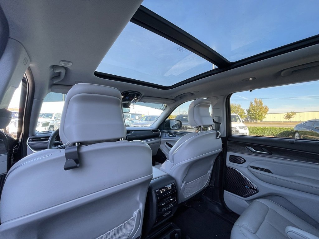 Used 2021 Jeep Grand Cherokee L Overland w/ Advanced Protech Group III image 26