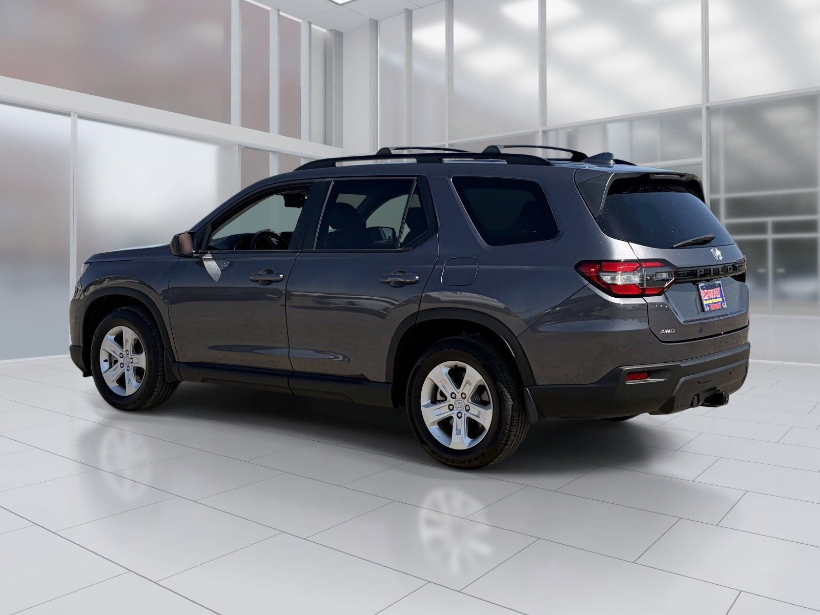 Used 2023 Honda Pilot LX image 4