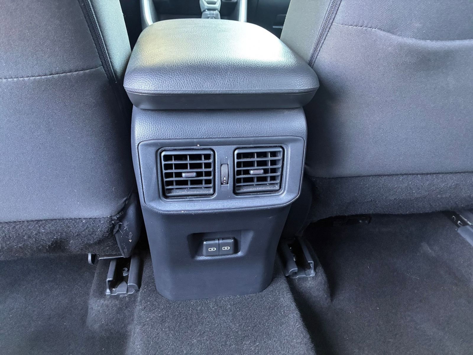 Used 2025 Toyota RAV4 XLE w/ Convenience Package AWD/4WD image 24
