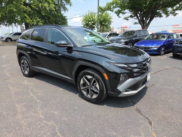 Certified 2025 Hyundai Tucson SEL AWD/4WD image 4