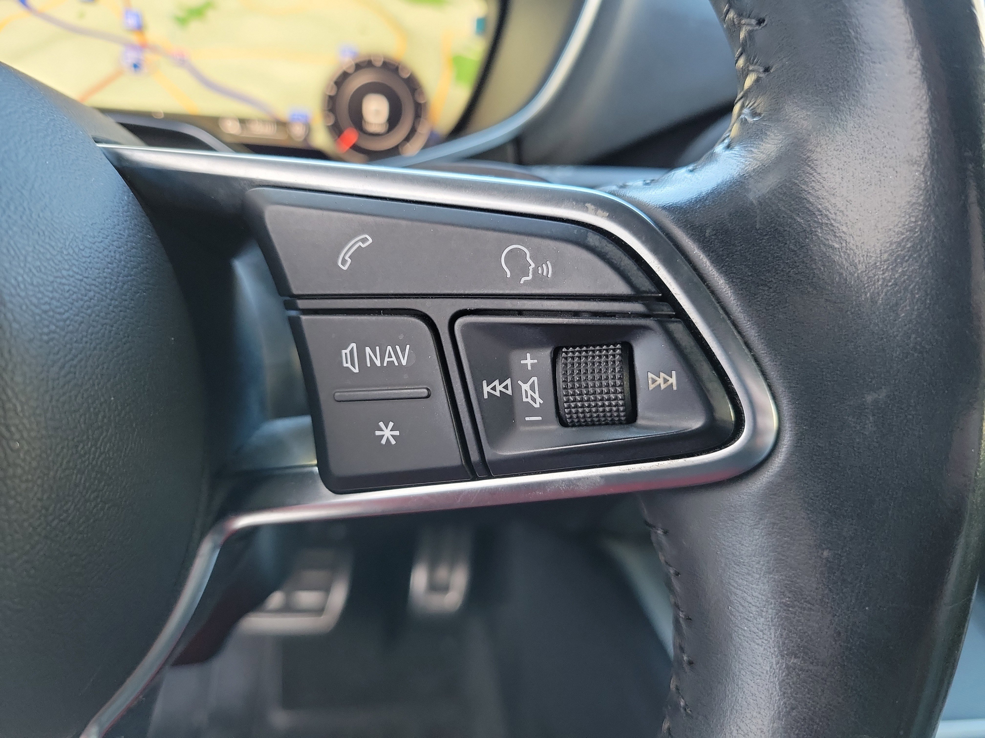 Used 2016 Audi TT 2.0T w/ Technology Package image 21