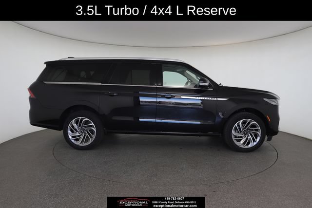 Used 2025 Lincoln Navigator L Reserve AWD/4WD image 23