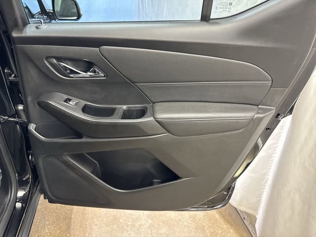 Certified 2022 Chevrolet Traverse LT image 28
